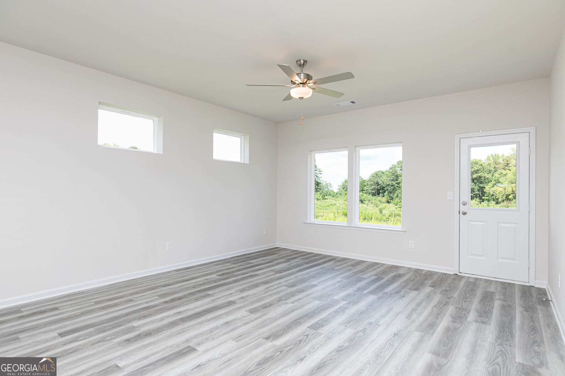 3 bedroom, 2.5 bathroom, 2,087 sq ft single family residence for sale at 625 Slate Road, Conyers, GA 30013 — photo 6