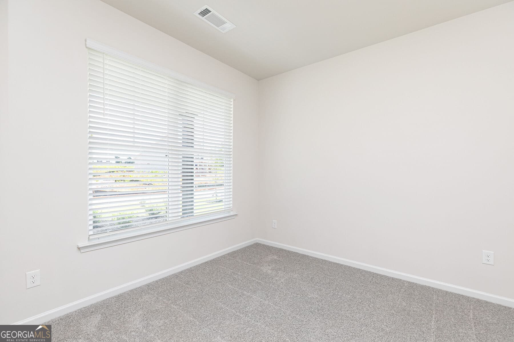 3 bedroom, 2.5 bathroom, 2,087 sq ft single family residence for sale at 625 Slate Road, Conyers, GA 30013 — photo 3