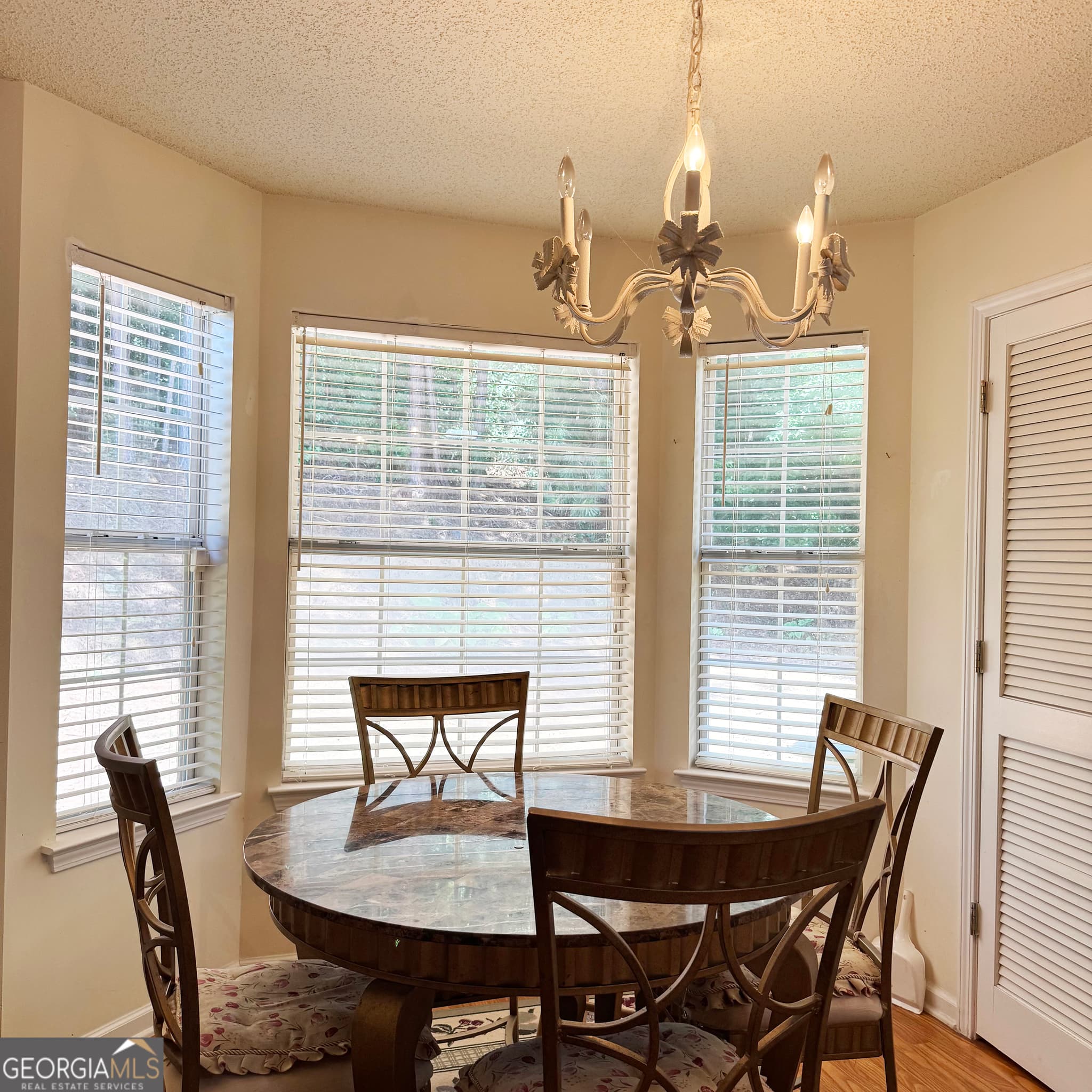 4 bedroom, 2.5 bathroom, 2,488 sq ft single family residence for sale at 2465 Marsh Rabbit Bend, Decatur, GA 30035 — photo 9