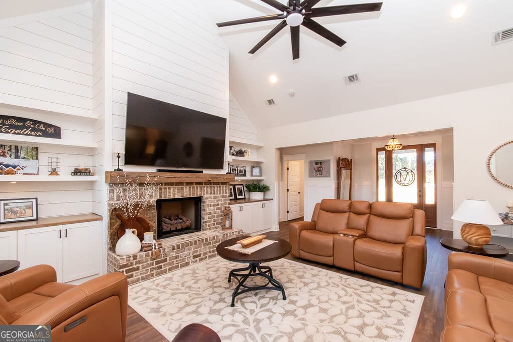 4 bedroom, 3.5 bathroom, 3,022 sq ft single family residence for sale at 1355 Old Louisville Road, Guyton, GA 31312 — photo 7