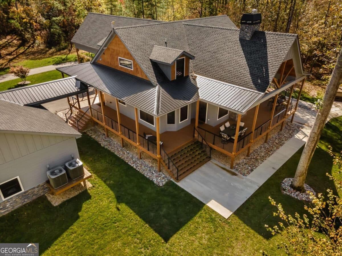 3 bedroom, 2.5 bathroom, 2,712 sq ft cabin,single family residence for sale at 1248 Sunset Road, Epworth, GA 30541 — photo 6