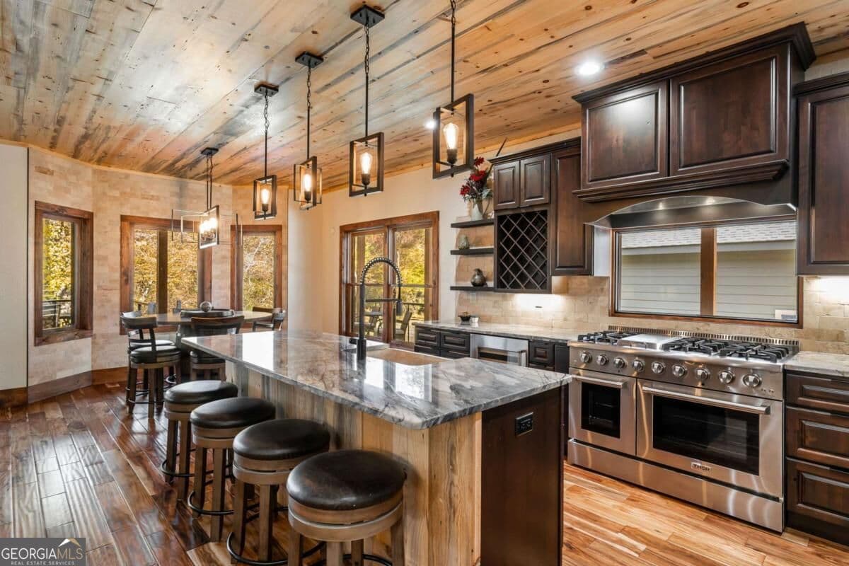 3 bedroom, 2.5 bathroom, 2,712 sq ft cabin,single family residence for sale at 1248 Sunset Road, Epworth, GA 30541 — photo 10