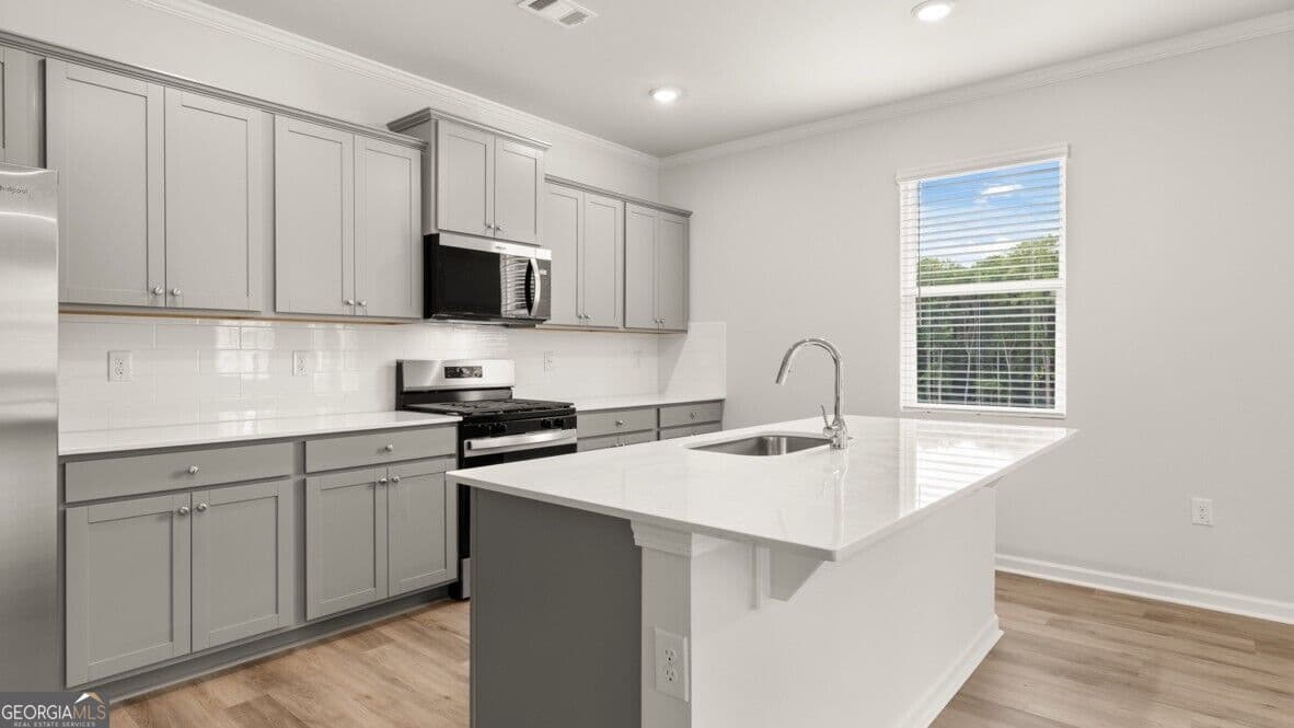 4 bedroom, 3.5 bathroom, 2,890 sq ft single family residence for sale at 346 Grandview Drive, Dawsonville, GA 30534 — photo 6