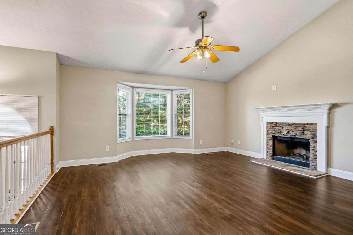 3 bedroom, 2 bathroom, 1,475 sq ft single family residence for sale at 22 Carriage Lane, Cartersville, GA 30120 — photo 8