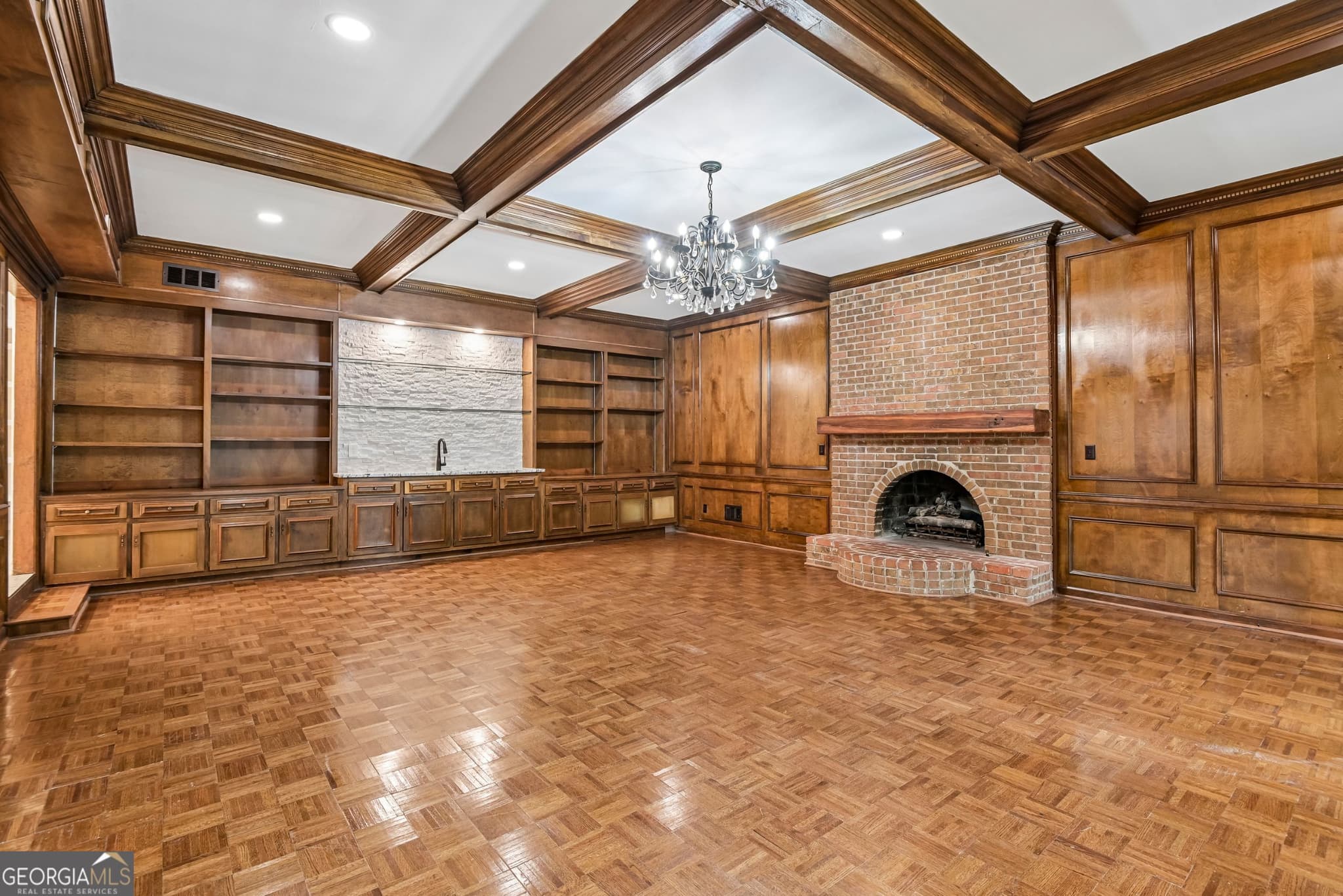 5 bedroom, 4 bathroom, 3,812 sq ft single family residence for sale at 286 River Cliff Gate, Marietta, GA 30067 — photo 3