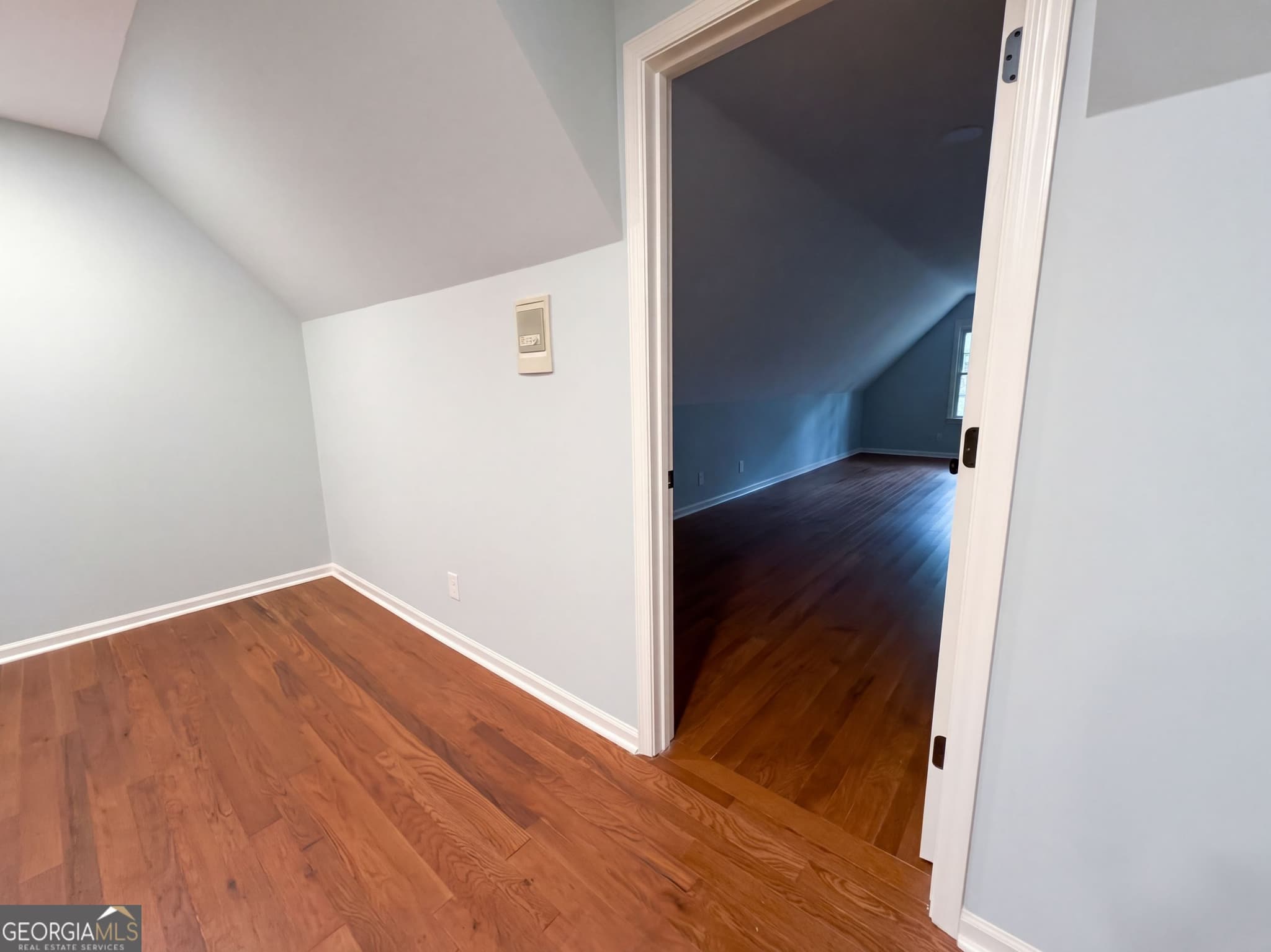 5 bedroom, 4 bathroom, 3,812 sq ft single family residence for sale at 286 River Cliff Gate, Marietta, GA 30067 — photo 8