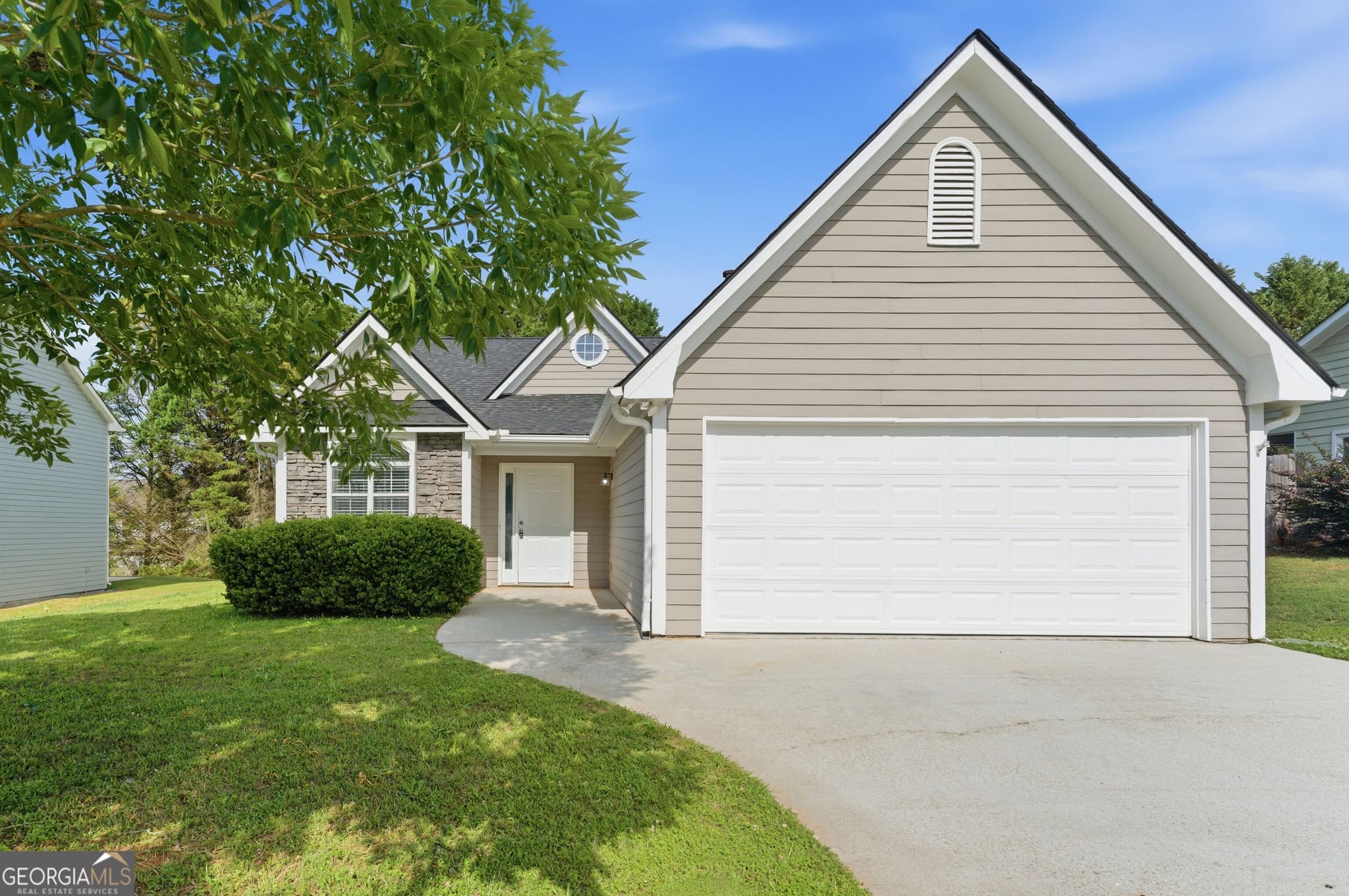 3 bedroom, 2 bathroom, 1,411 sq ft single family residence sold at 20 Village Walk, Covington, GA 30016