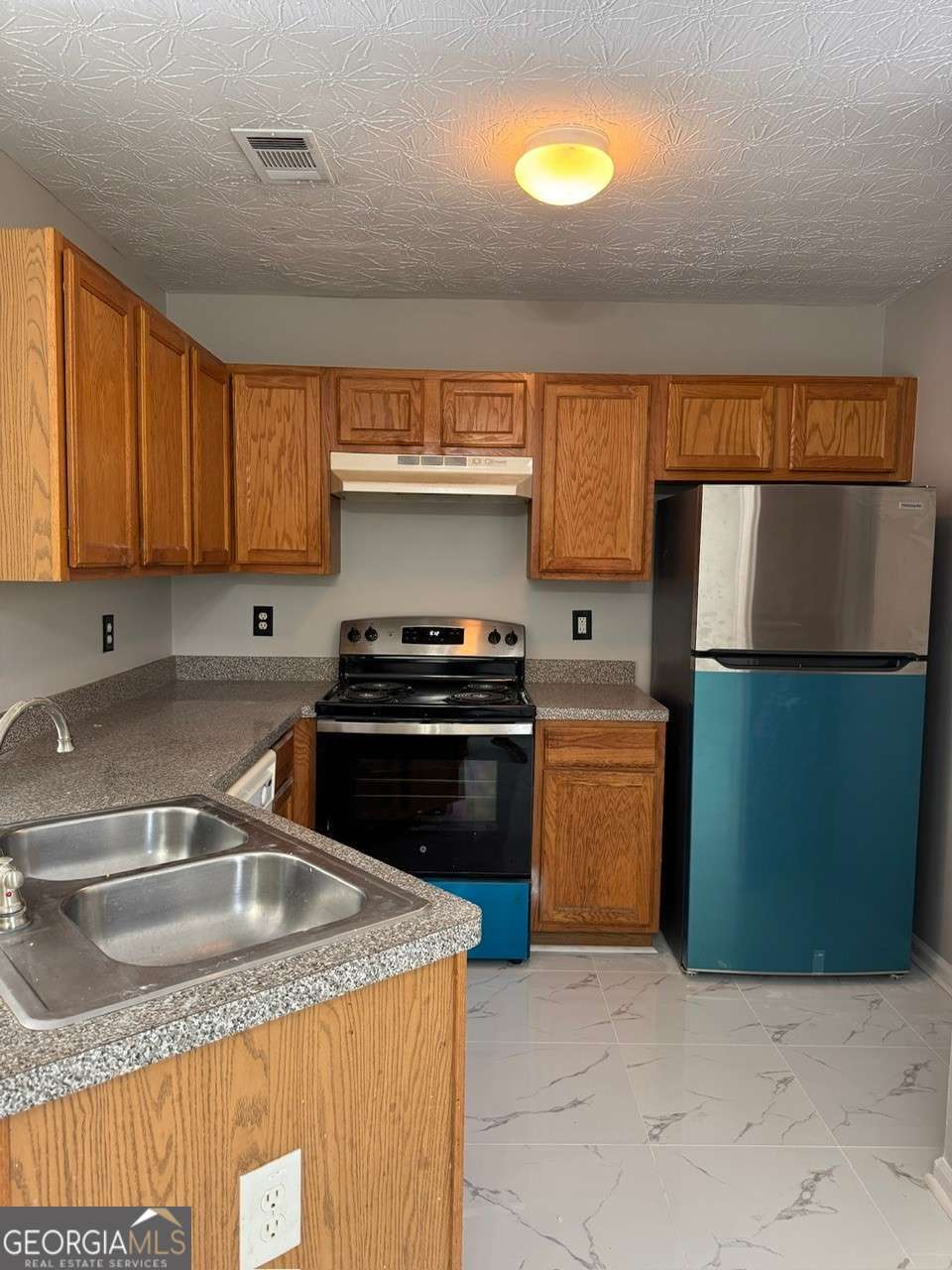 2 bedroom, 2.5 bathroom, 1,368 sq ft townhouse for sale at 1513 Eastern Sunrise Lane, Decatur, GA 30034 — photo 3