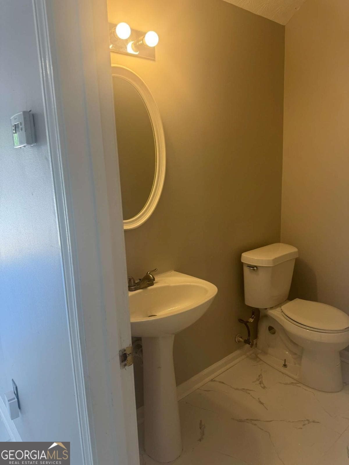 2 bedroom, 2.5 bathroom, 1,368 sq ft townhouse for sale at 1513 Eastern Sunrise Lane, Decatur, GA 30034 — photo 4