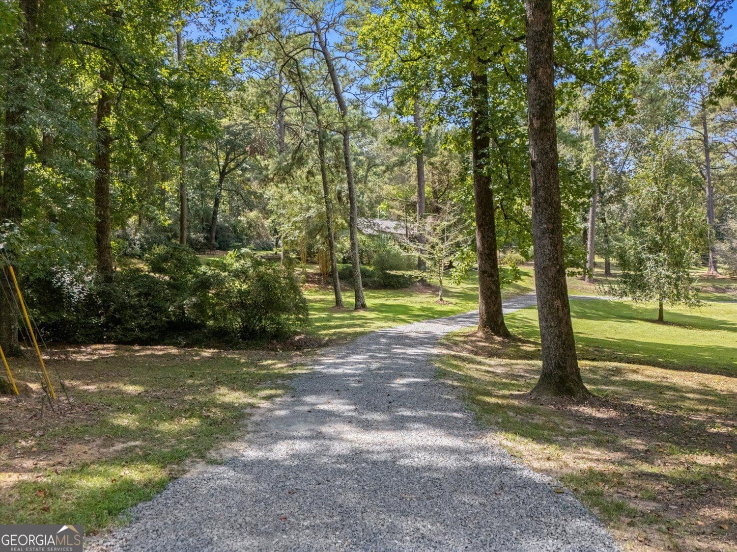 2 bedroom, 2 bathroom, 1,630 sq ft single family residence for sale at 1068 Lamar Road, Macon, GA 31210 — photo 2