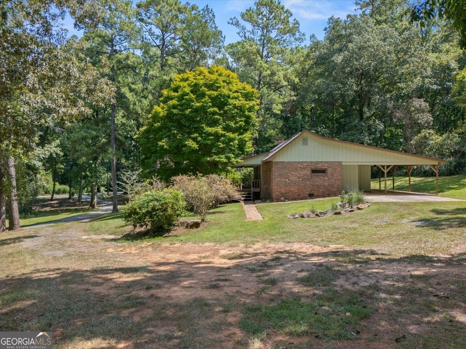 2 bedroom, 2 bathroom, 1,630 sq ft single family residence for sale at 1068 Lamar Road, Macon, GA 31210 — photo 3