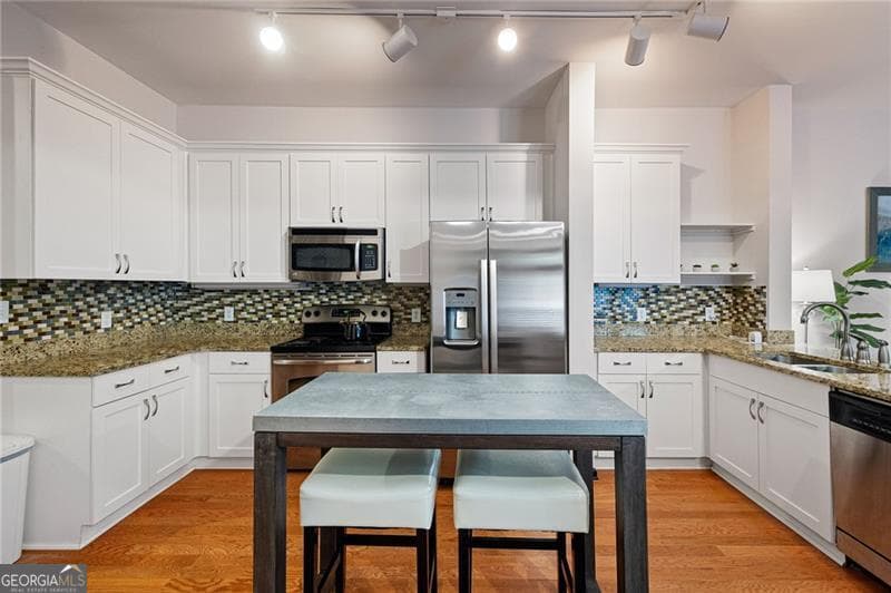 2 bedroom, 2 bathroom, 1,223 sq ft loft,condominium for rent at 5300 Peachtree Road 0501, Chamblee, GA 30341 for $1,900 a month — photo 1 of 1