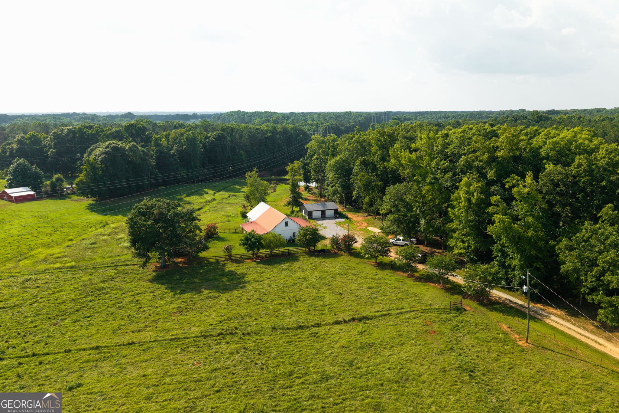 4 bedroom, 2.5 bathroom, 2,900 sq ft single family residence for sale at 1441 Dickson Road, Rutledge, GA 30663