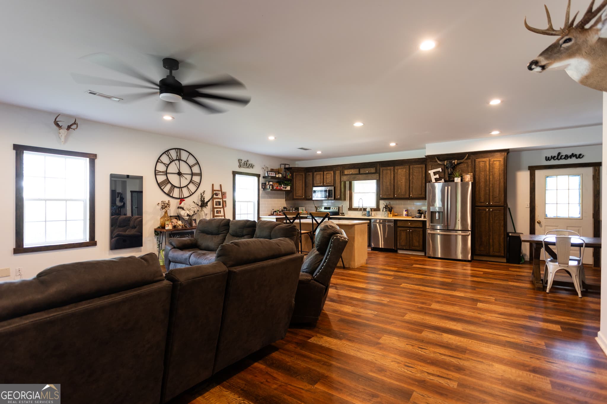 4 bedroom, 2.5 bathroom, 2,900 sq ft single family residence for sale at 1441 Dickson Road, Rutledge, GA 30663 — photo 5