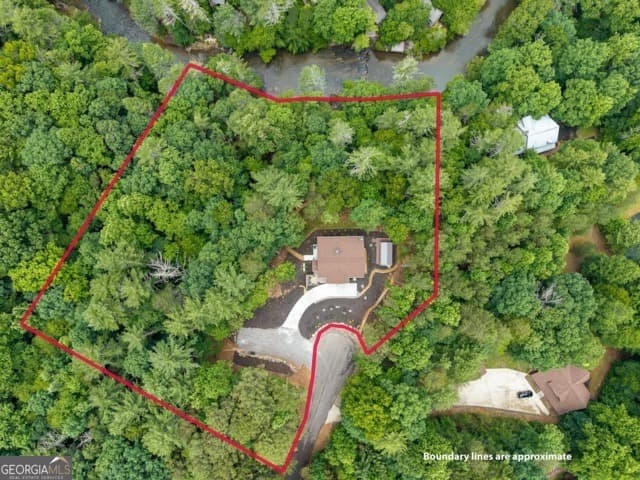 3 bedroom, 2.5 bathroom, 2,650 sq ft single family residence for sale at 314 Lake View Lane, Ellijay, GA 30536 — photo 9