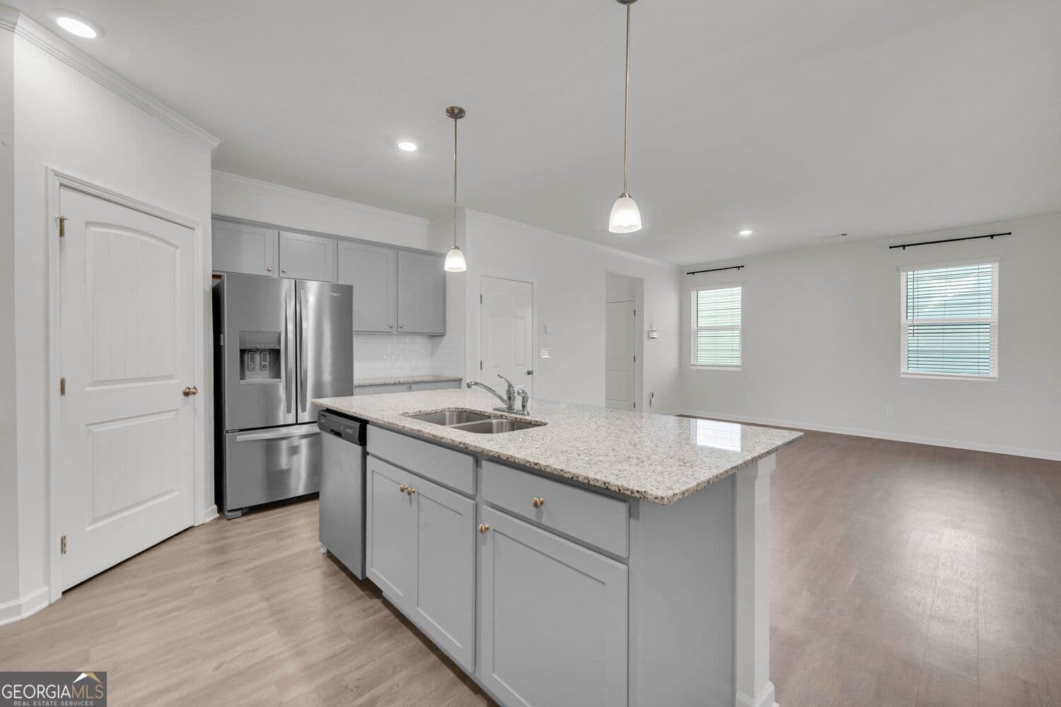 5 bedroom, 3 bathroom, 2,416 sq ft single family residence for sale at 5770 Turnstone Trail, Flowery Branch, GA 30542 — photo 7
