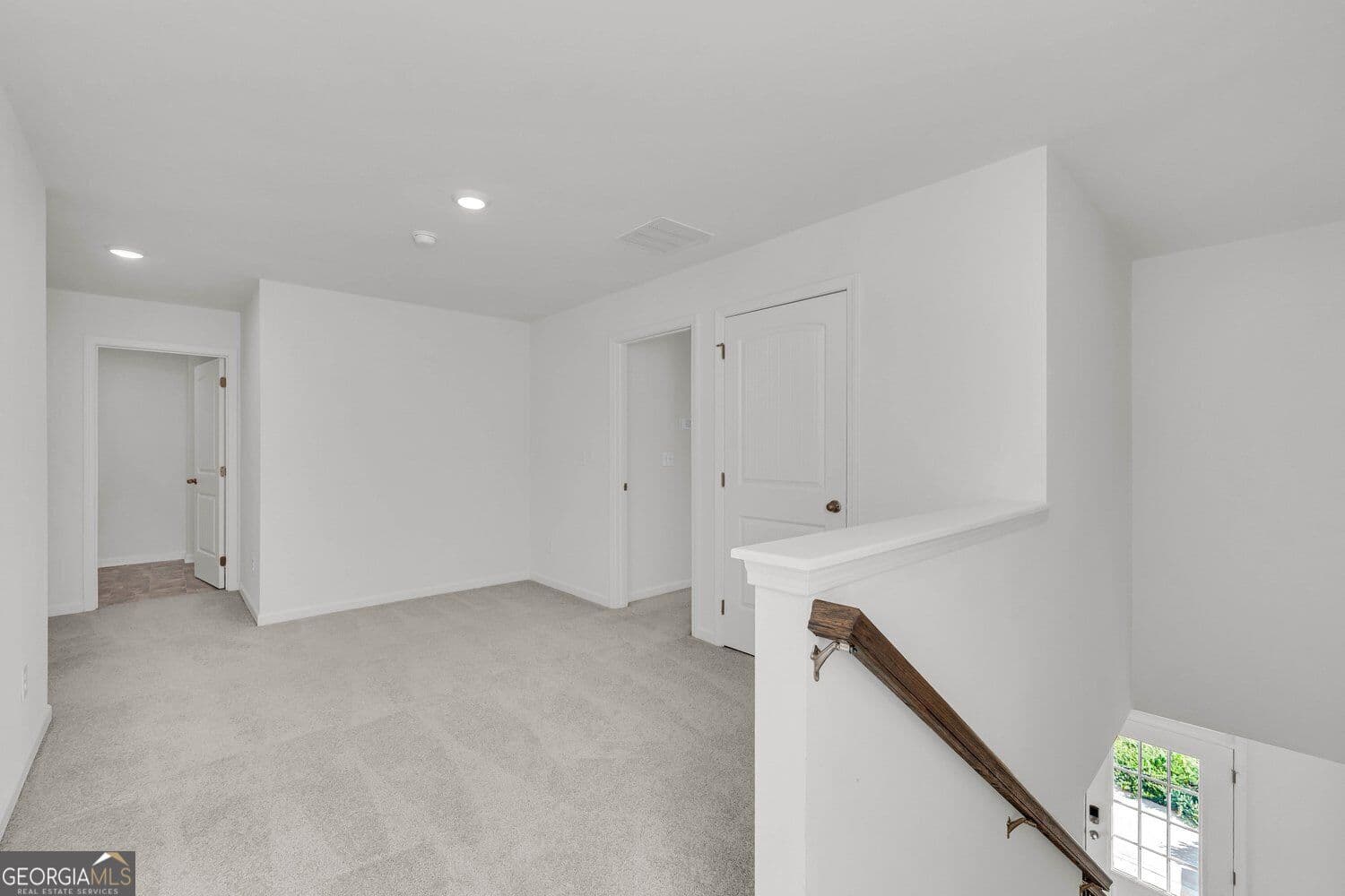 5 bedroom, 3 bathroom, 2,416 sq ft single family residence for sale at 5770 Turnstone Trail, Flowery Branch, GA 30542 — photo 10