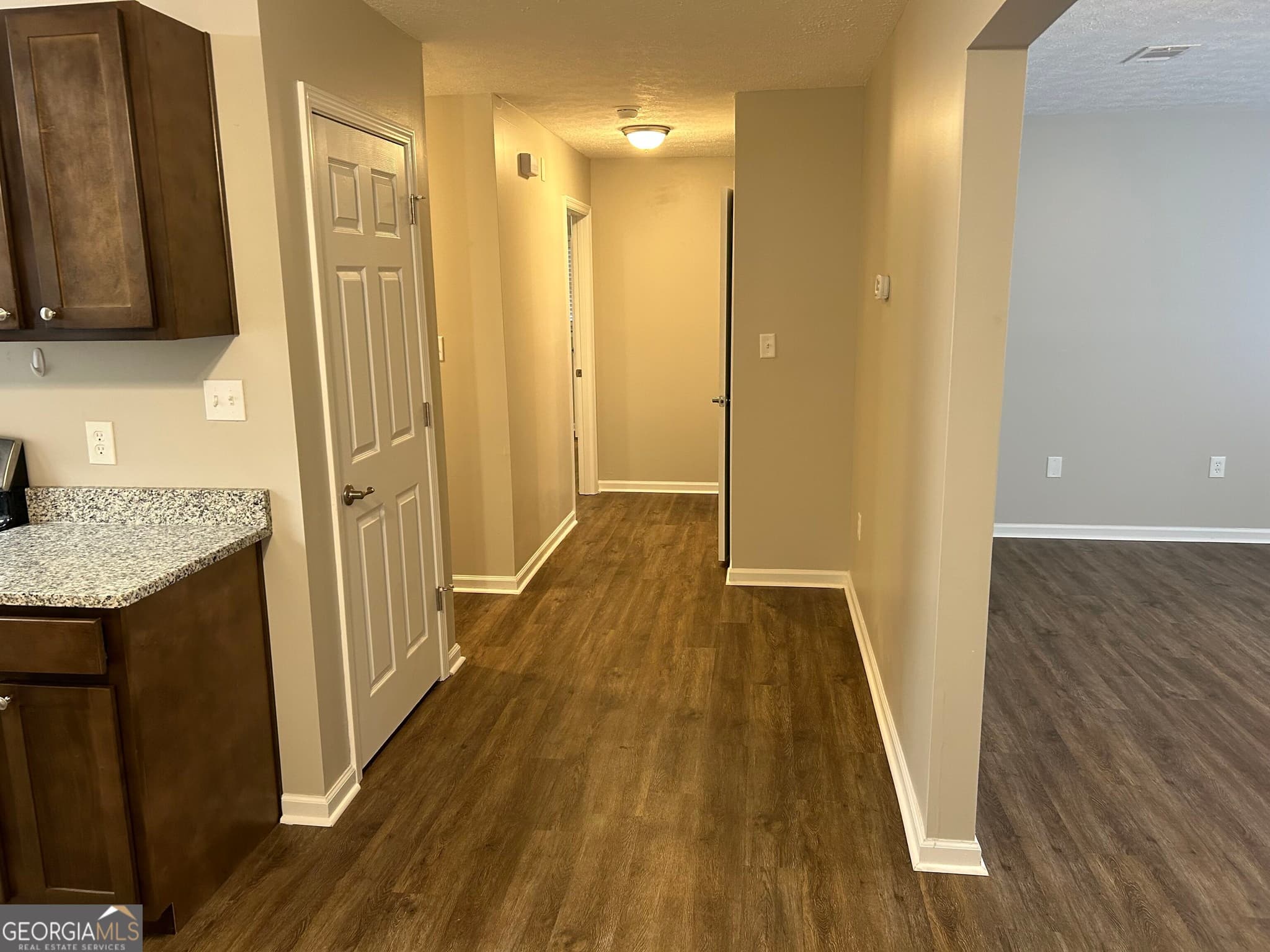 2 bedroom, 2 bathroom apartment for rent at 307 N Church Street D1, Dublin, GA 31021 for $1,075 a month — photo 3
