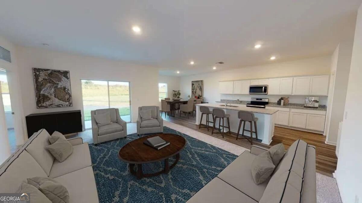 4 bedroom, 3 bathroom, 2,147 sq ft single family residence for sale at 347 Silverton Drive, Dacula, GA 30019 — photo 4