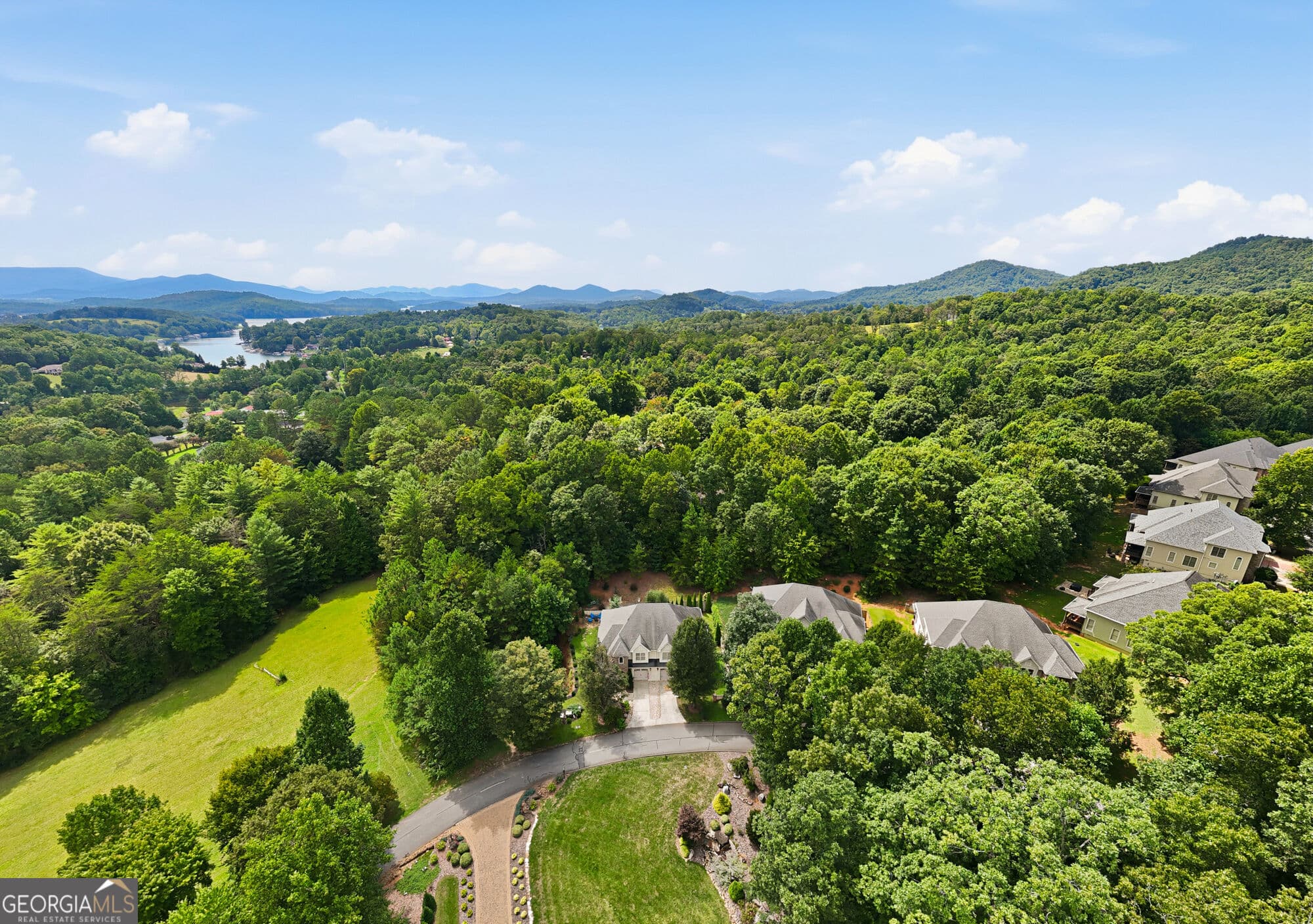 3 bedroom, 2.5 bathroom single family residence for sale at 476 Licklog Ridge, Hayesville, NC 28904 — photo 3