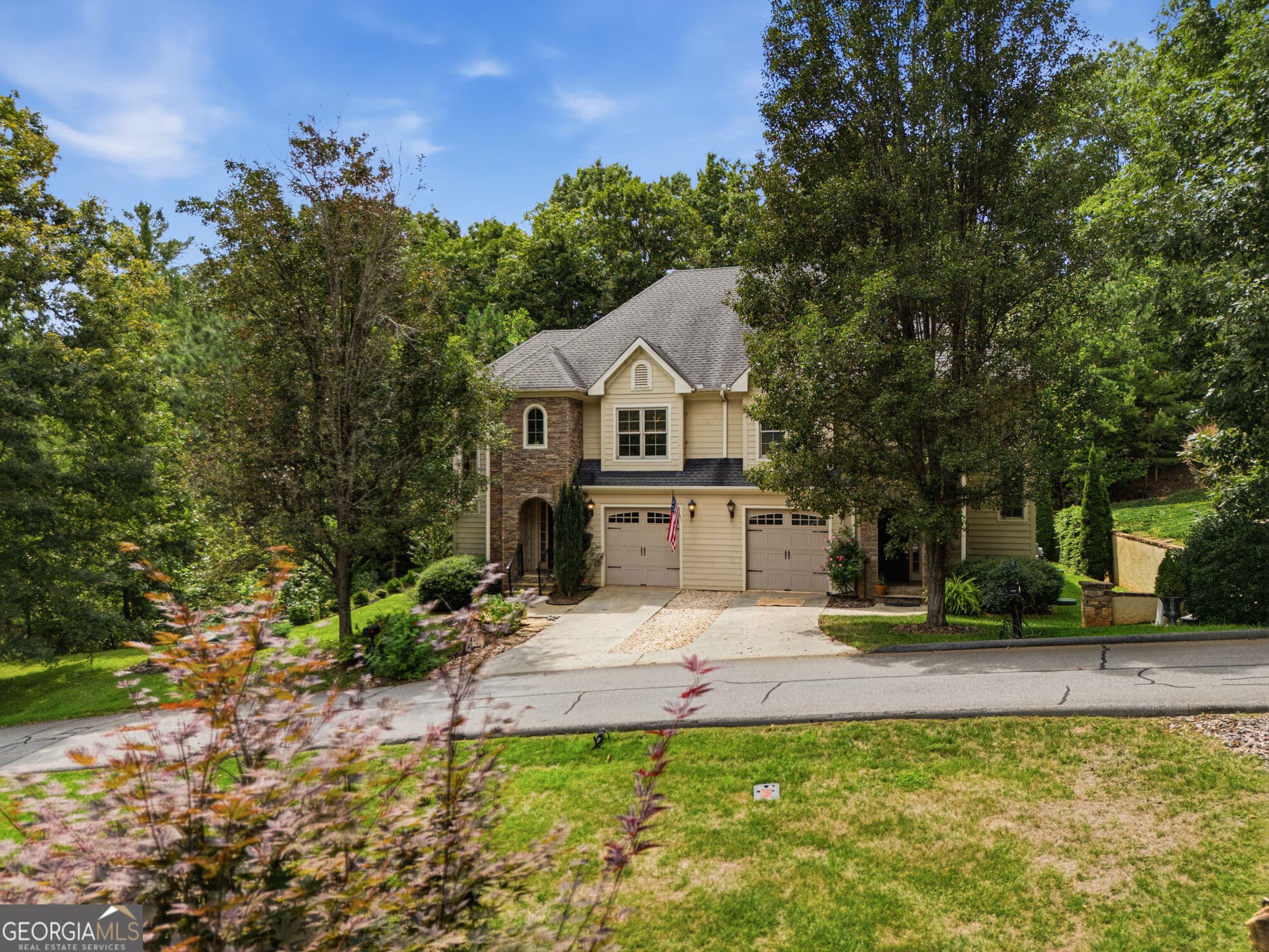 3 bedroom, 2.5 bathroom single family residence for sale at 476 Licklog Ridge, Hayesville, NC 28904 — photo 4