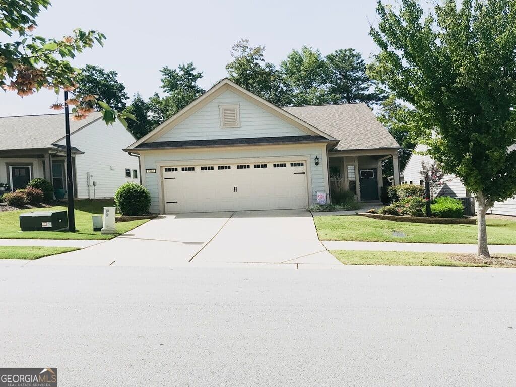 3 bedroom, 2 bathroom, 1,596 sq ft single family residence for sale at 5966 Rollingwood Way, Hoschton, GA 30548 — photo 1 of 35