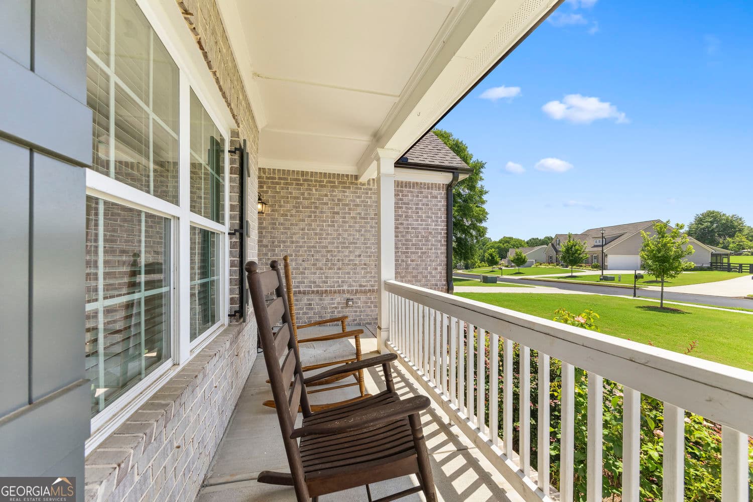 5 bedroom, 4 bathroom, 2,528 sq ft single family residence for sale at 2504 Creekside Crossing, Monroe, GA 30656 — photo 7