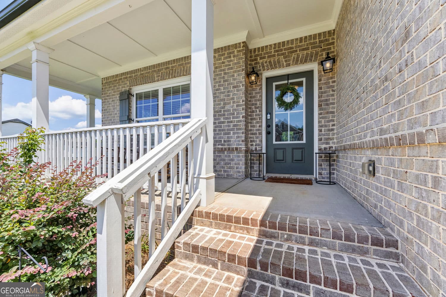 5 bedroom, 4 bathroom, 2,528 sq ft single family residence for sale at 2504 Creekside Crossing, Monroe, GA 30656 — photo 4