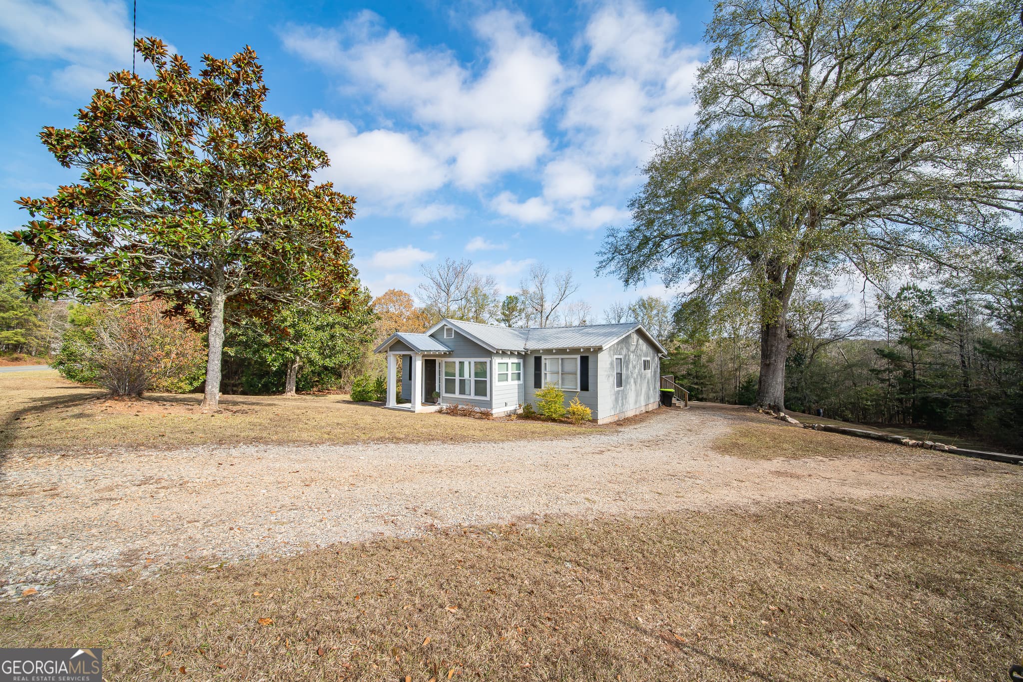3 bedroom, 2 bathroom single family residence for rent at 161 Calhoun Road, Hamilton, GA 31811 for $5,454 a month — photo 5