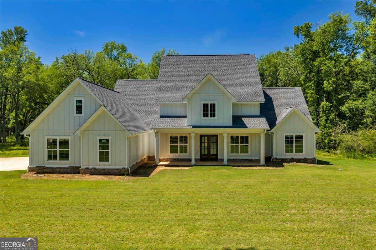 4 bedroom, 4.5 bathroom, 3,121 sq ft single family residence for sale at 466 Bear Branch Road, Kathleen, GA 31047