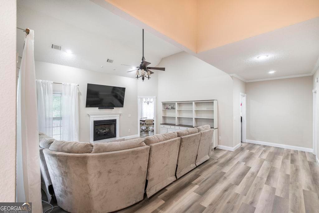 4 bedroom, 2 bathroom, 2,456 sq ft single family residence for sale at 211 Cade Terrace, Warner Robins, GA 31088 — photo 8