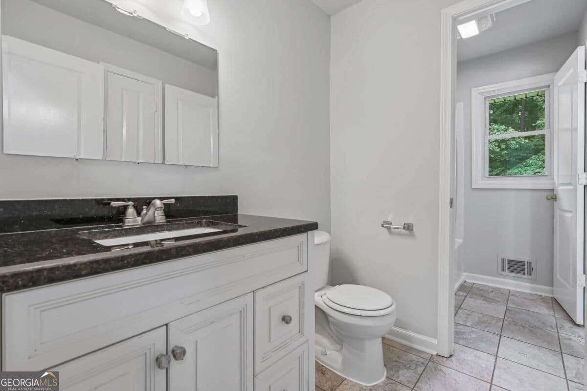 3 bedroom, 1.5 bathroom, 1,183 sq ft single family residence for sale at 103 Marty Lane, Dallas, GA 30132 — photo 6