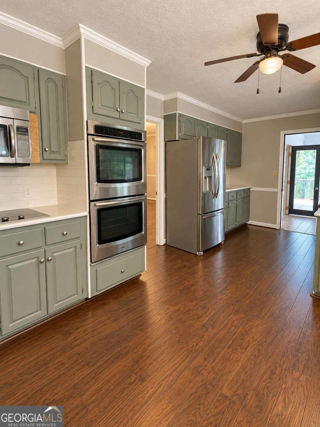 3 bedroom, 2 bathroom, 1,955 sq ft single family residence under contract at 404 Ponderosa Drive, Thomaston, GA 30286 — photo 7