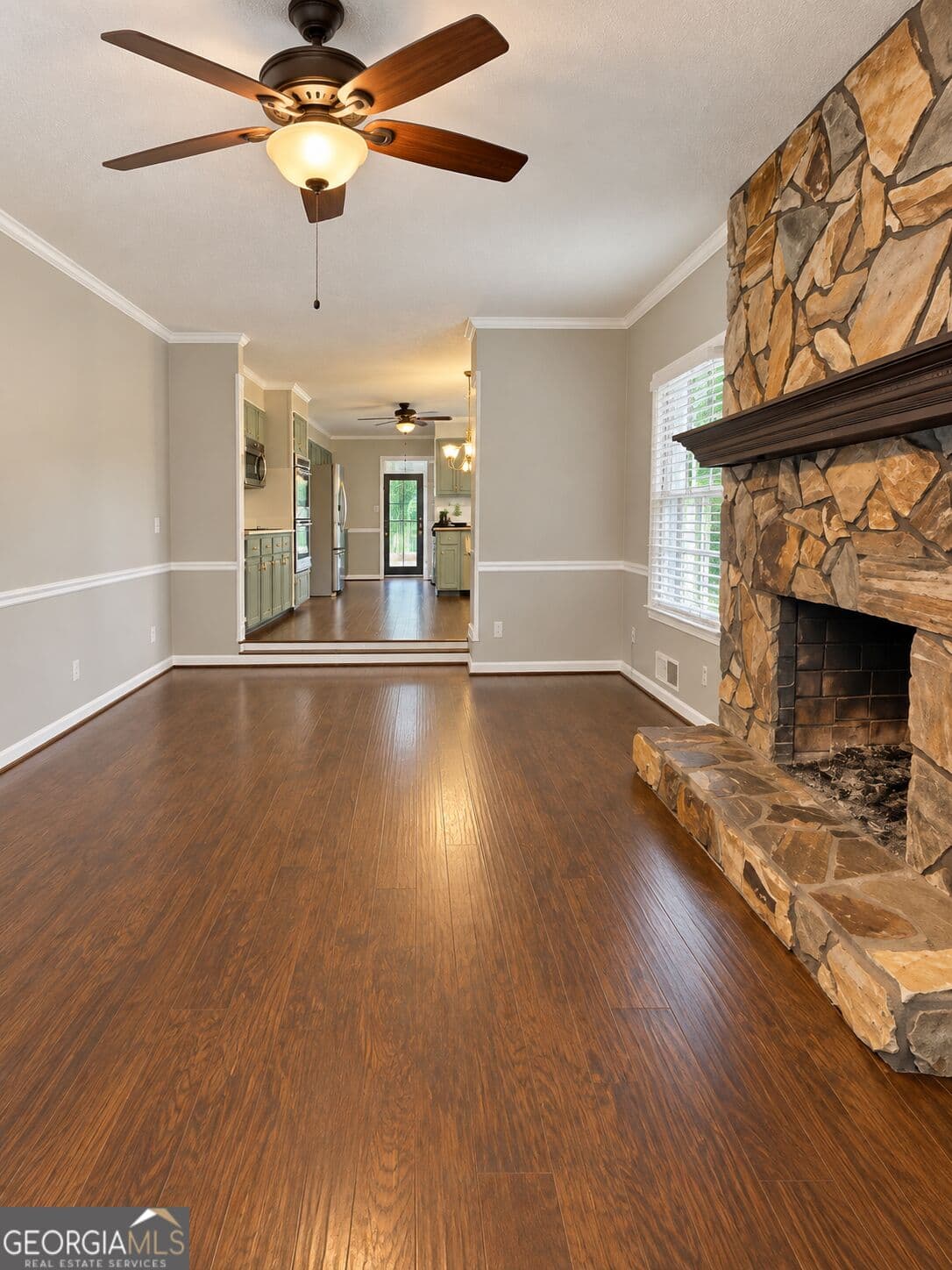 3 bedroom, 2 bathroom, 1,955 sq ft single family residence under contract at 404 Ponderosa Drive, Thomaston, GA 30286 — photo 9