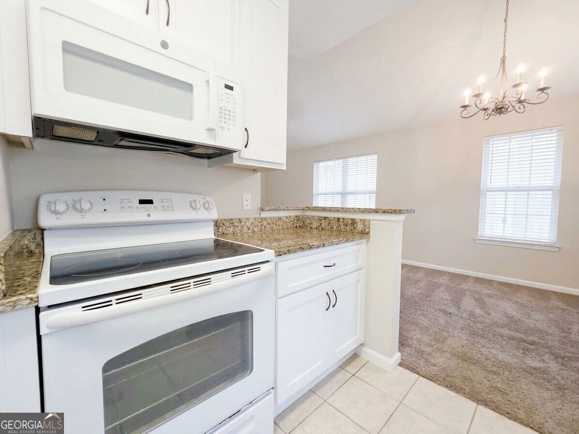 3 bedroom, 2 bathroom, 1,434 sq ft single family residence for rent at 613 N Fairfield Drive, Peachtree City, GA 30269 for $2,200 a month — photo 9