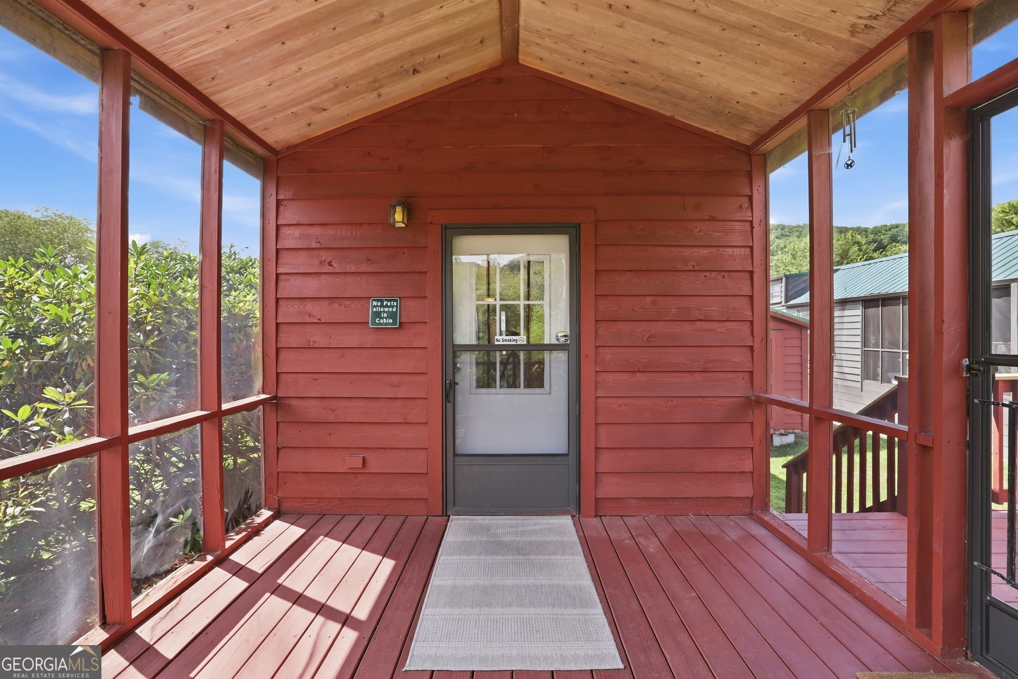 1 bedroom, 1 bathroom, 560 sq ft cabin,single family residence for sale at 446 River Vista Drive, Dillard, GA 30537 — photo 10