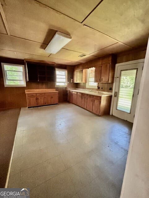 2 bedroom, 1 bathroom, 1,293 sq ft single family residence for sale at 585 Huddleston Road, Fayetteville, GA 30214 — photo 3