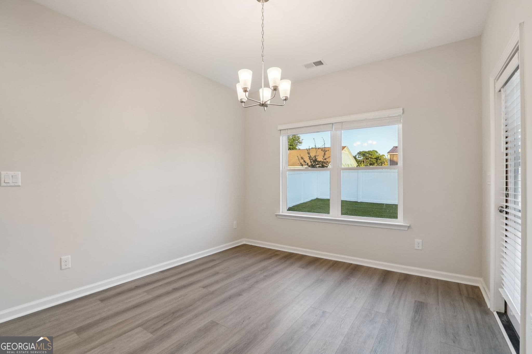 4 bedroom, 3 bathroom, 2,029 sq ft single family residence for sale at 403 Anzio Drive, Statesboro, GA 30461 — photo 8