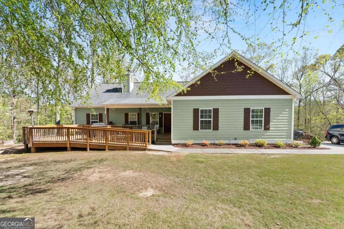 5 bedroom, 3.5 bathroom, 3,640 sq ft single family residence for sale at 334 Old White Oak Trail, Dawsonville, GA 30534 — photo 1 of 69