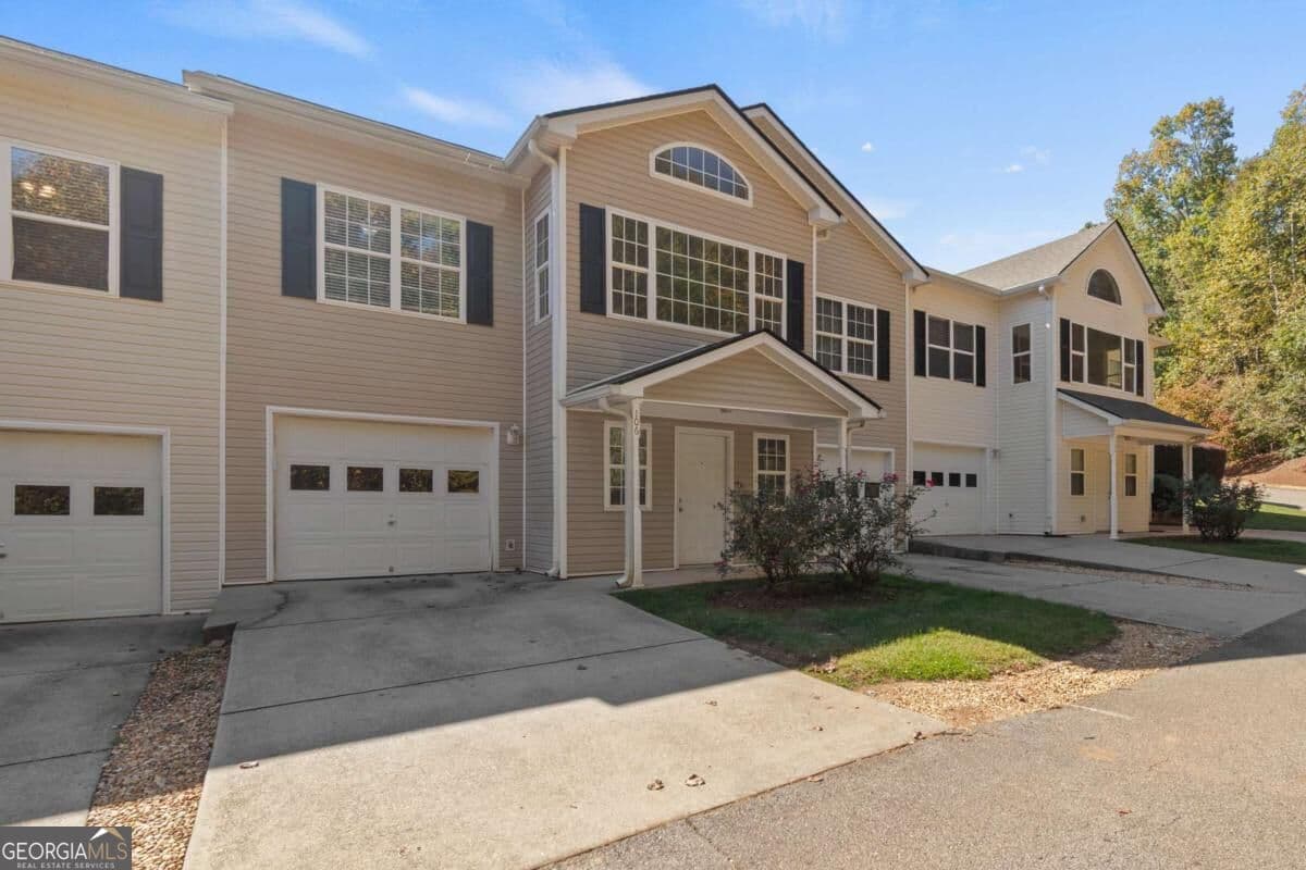 2 bedroom, 2 bathroom, 1,434 sq ft townhouse for sale at 106 Pointe Circle, Dahlonega, GA 30533 — photo 5
