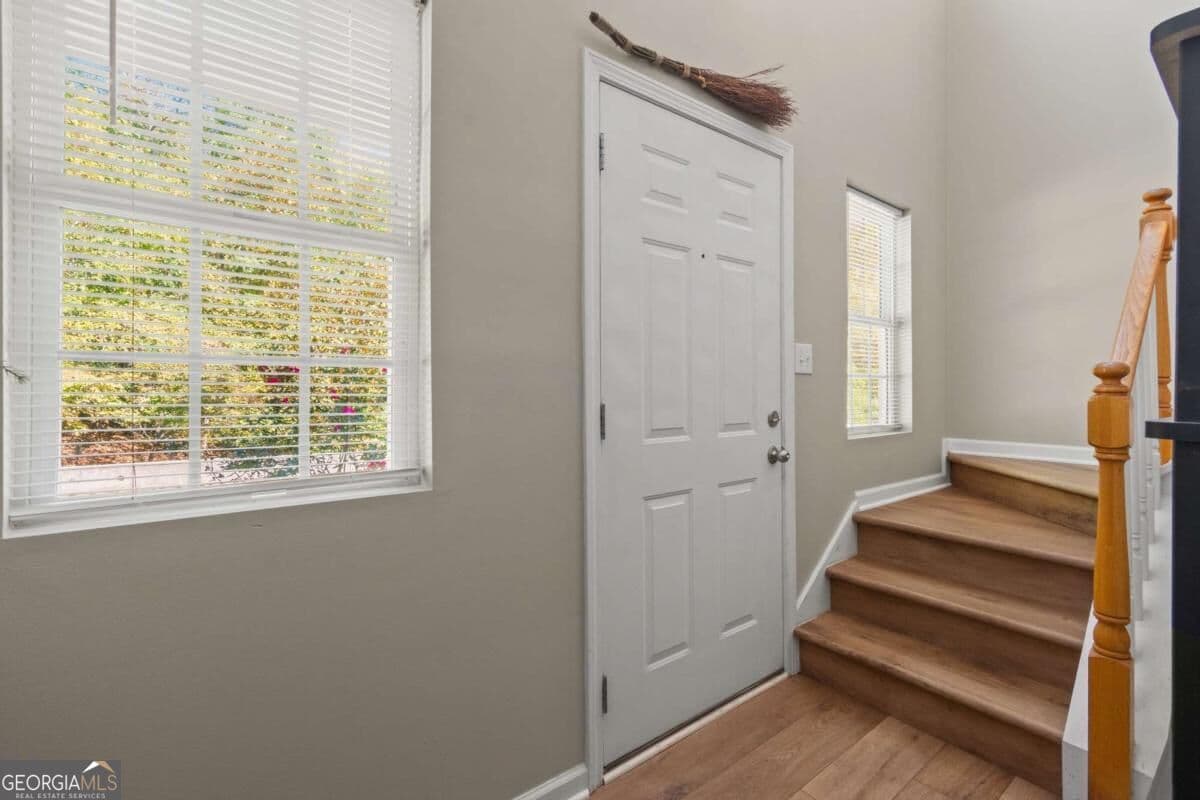 2 bedroom, 2 bathroom, 1,434 sq ft townhouse for sale at 106 Pointe Circle, Dahlonega, GA 30533 — photo 9