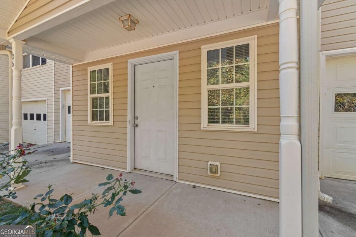 2 bedroom, 2 bathroom, 1,434 sq ft townhouse for sale at 106 Pointe Circle, Dahlonega, GA 30533 — photo 8
