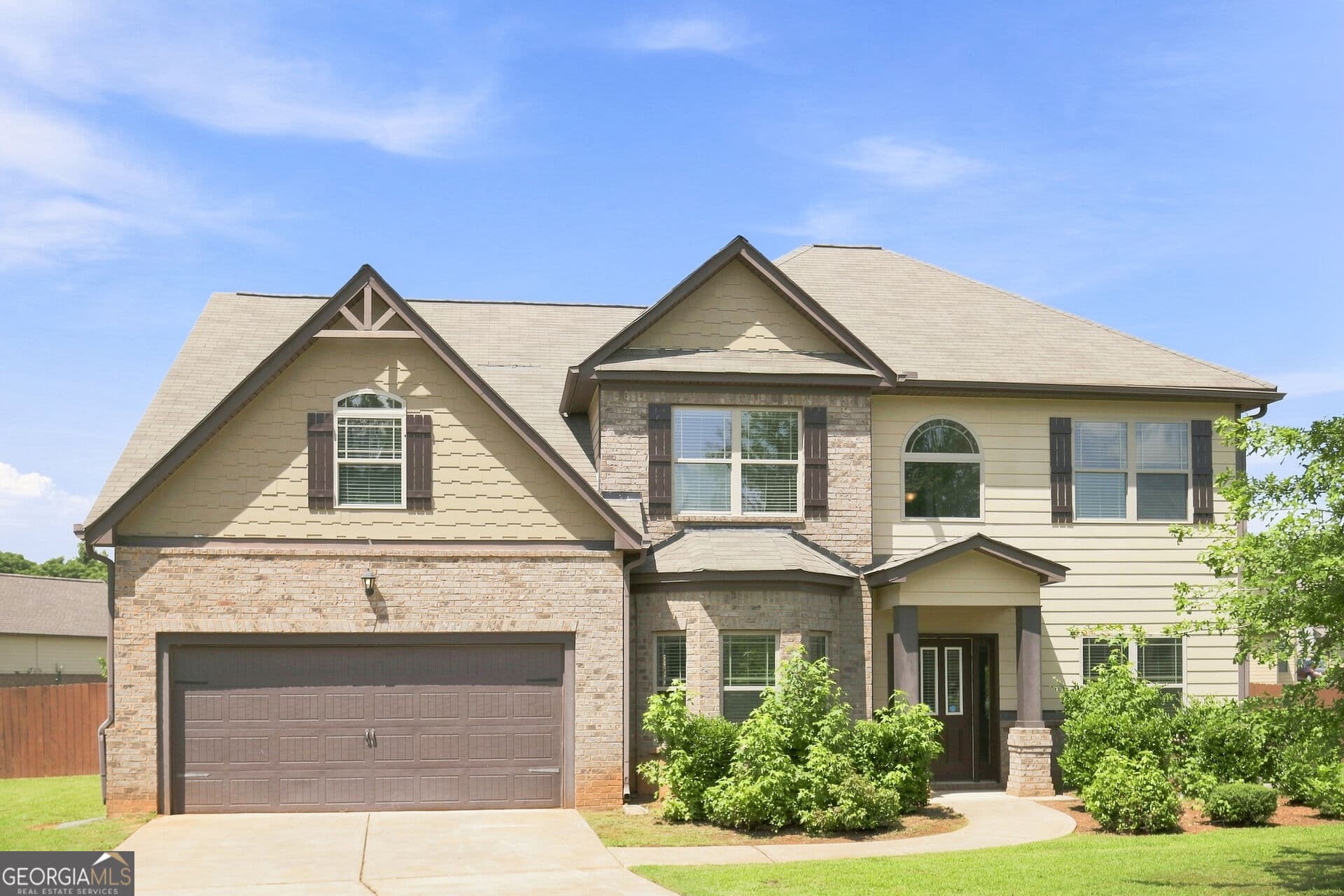 5 bedroom, 3 bathroom, 2,914 sq ft single family residence for sale at 556 Harmony Way, Locust Grove, GA 30248