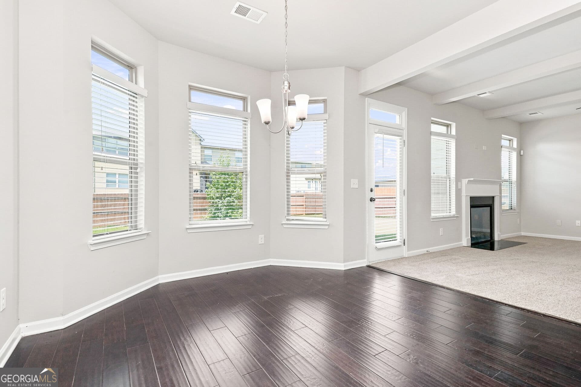 5 bedroom, 3 bathroom, 2,914 sq ft single family residence for sale at 556 Harmony Way, Locust Grove, GA 30248 — photo 4