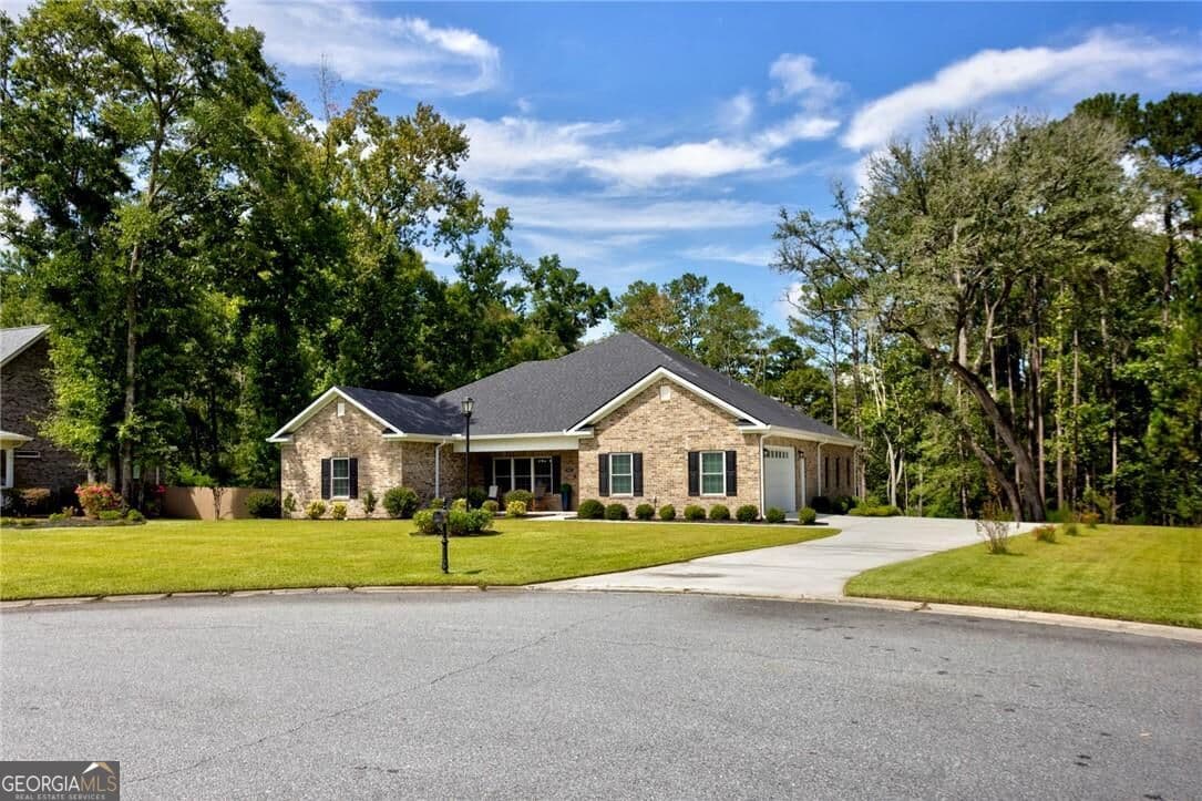 4 bedroom, 3.5 bathroom, 3,115 sq ft single family residence for sale at 315 Polly Branch Drive, Rincon, GA 31326