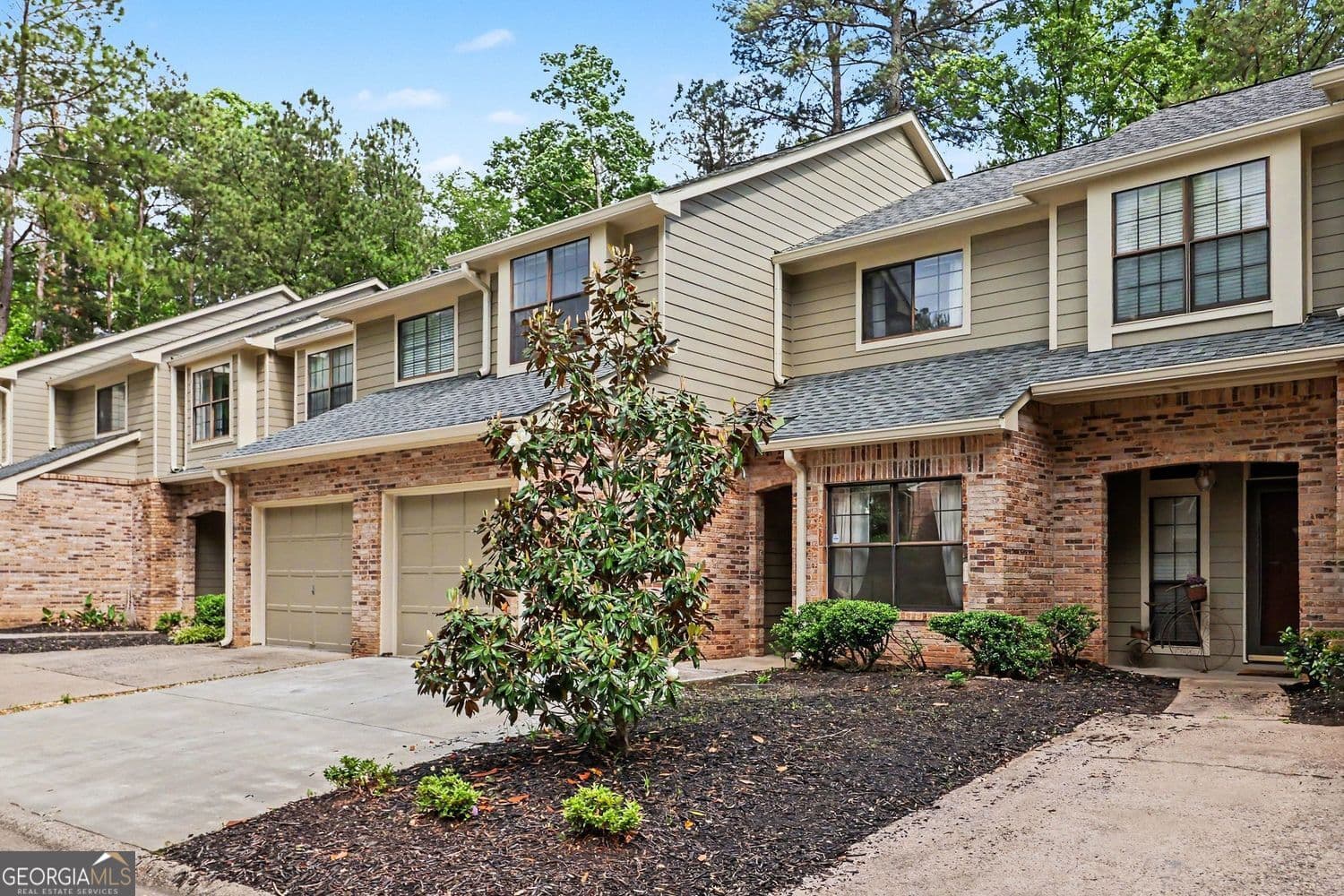 3 bedroom, 2.5 bathroom, 1,404 sq ft townhouse sold at 618 Granby Hill Place, Alpharetta, GA 30022