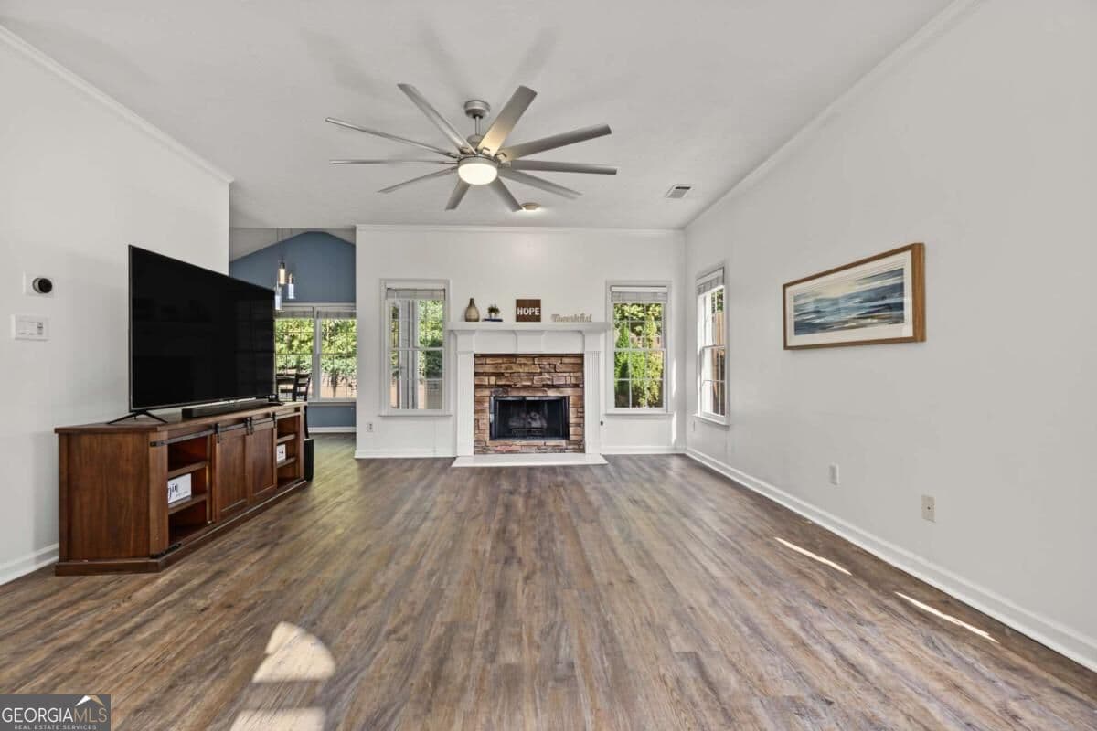 4 bedroom, 2.5 bathroom, 2,066 sq ft single family residence for sale at 1918 Ascot Terrace, Acworth, GA 30102 — photo 6
