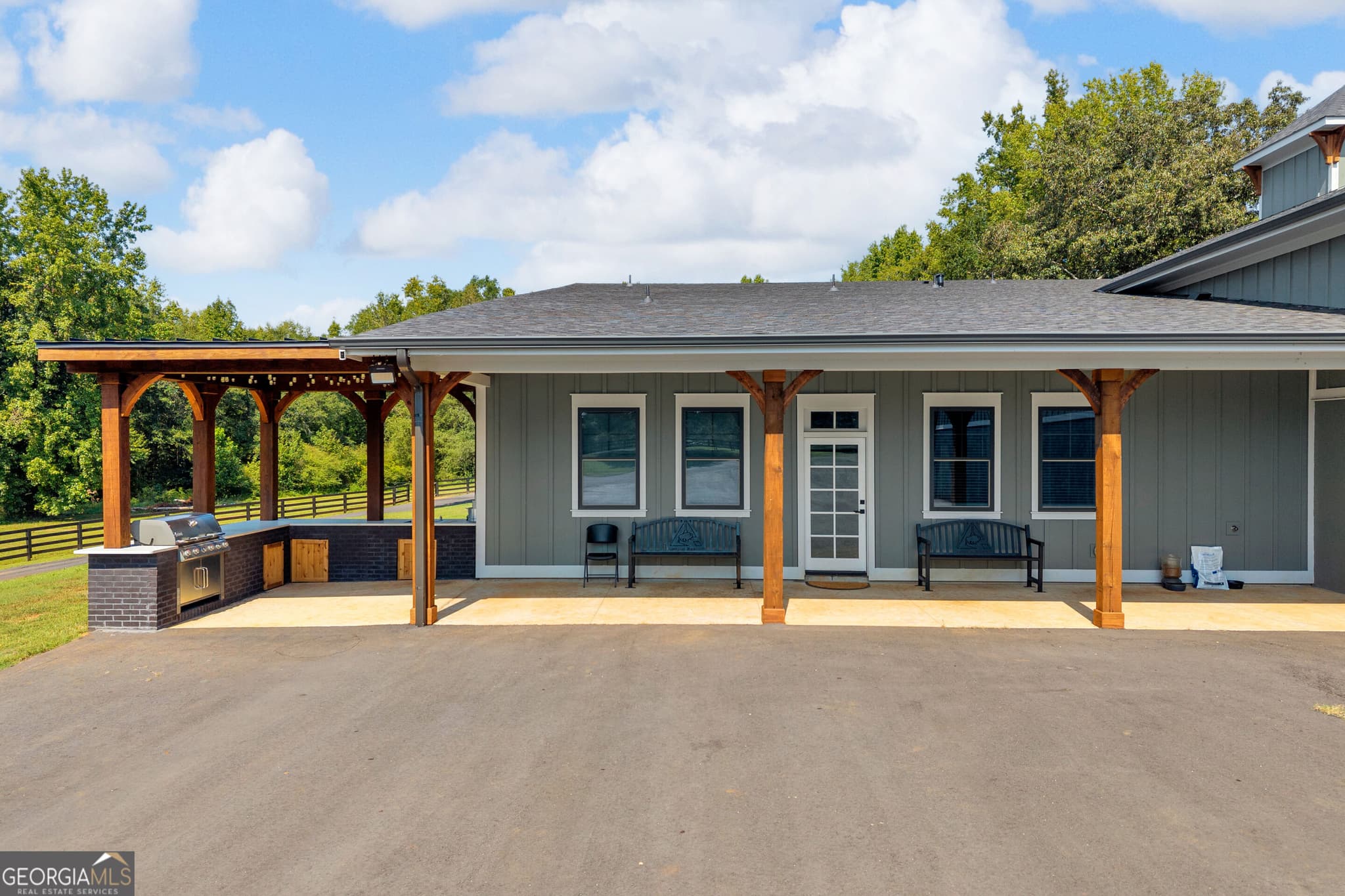 6 bedroom, 4.5 bathroom, 4,499 sq ft single family residence for sale at 5479 Highway 63, Toccoa, GA 30577 — photo 7