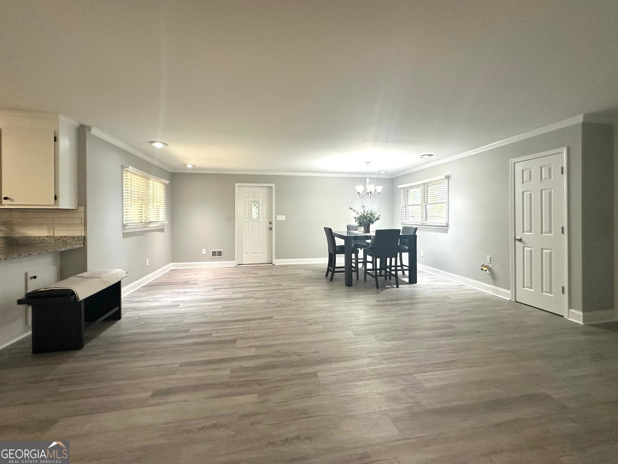 3 bedroom, 2 bathroom, 1,581 sq ft single family residence for sale at 105 Hemlock Street, Warner Robins, GA 31093 — photo 5