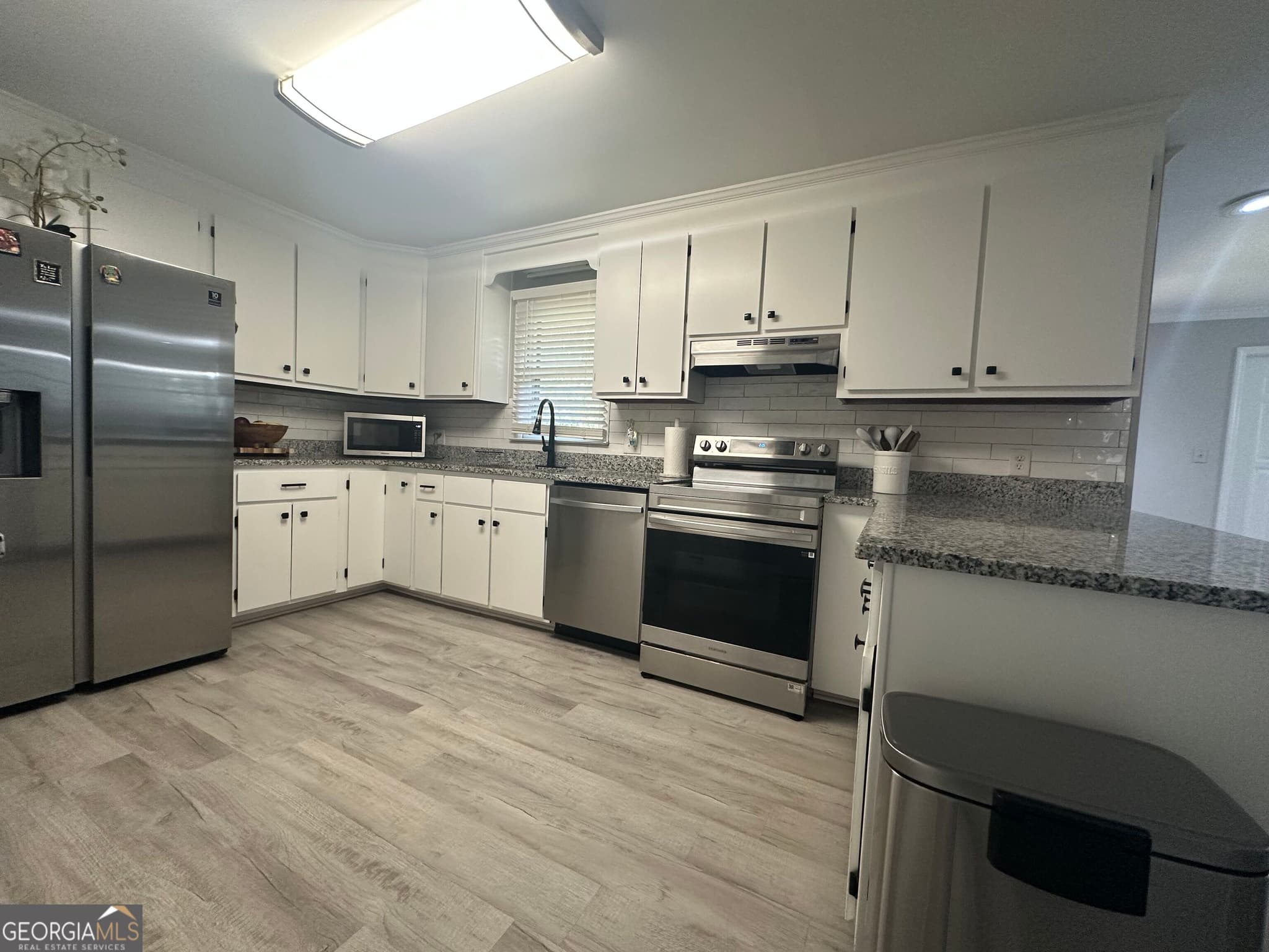 3 bedroom, 2 bathroom, 1,581 sq ft single family residence for sale at 105 Hemlock Street, Warner Robins, GA 31093 — photo 8